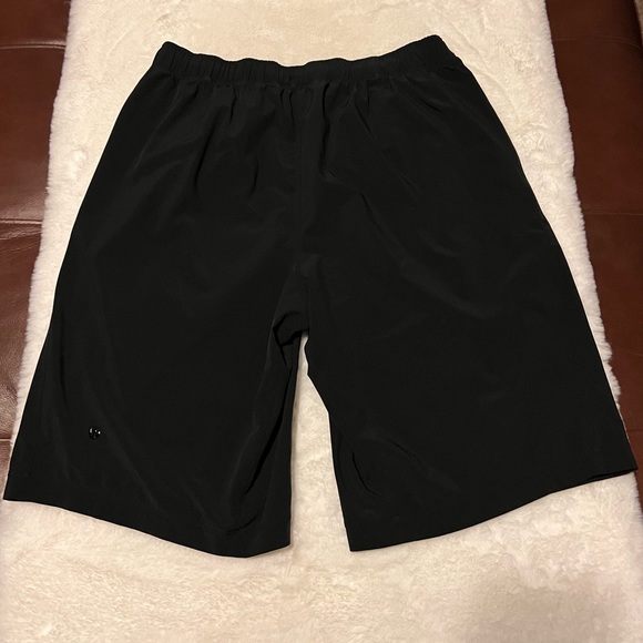 Lululemon 🍋 Training Athletic Running black shorts M - Picture 2 of 7